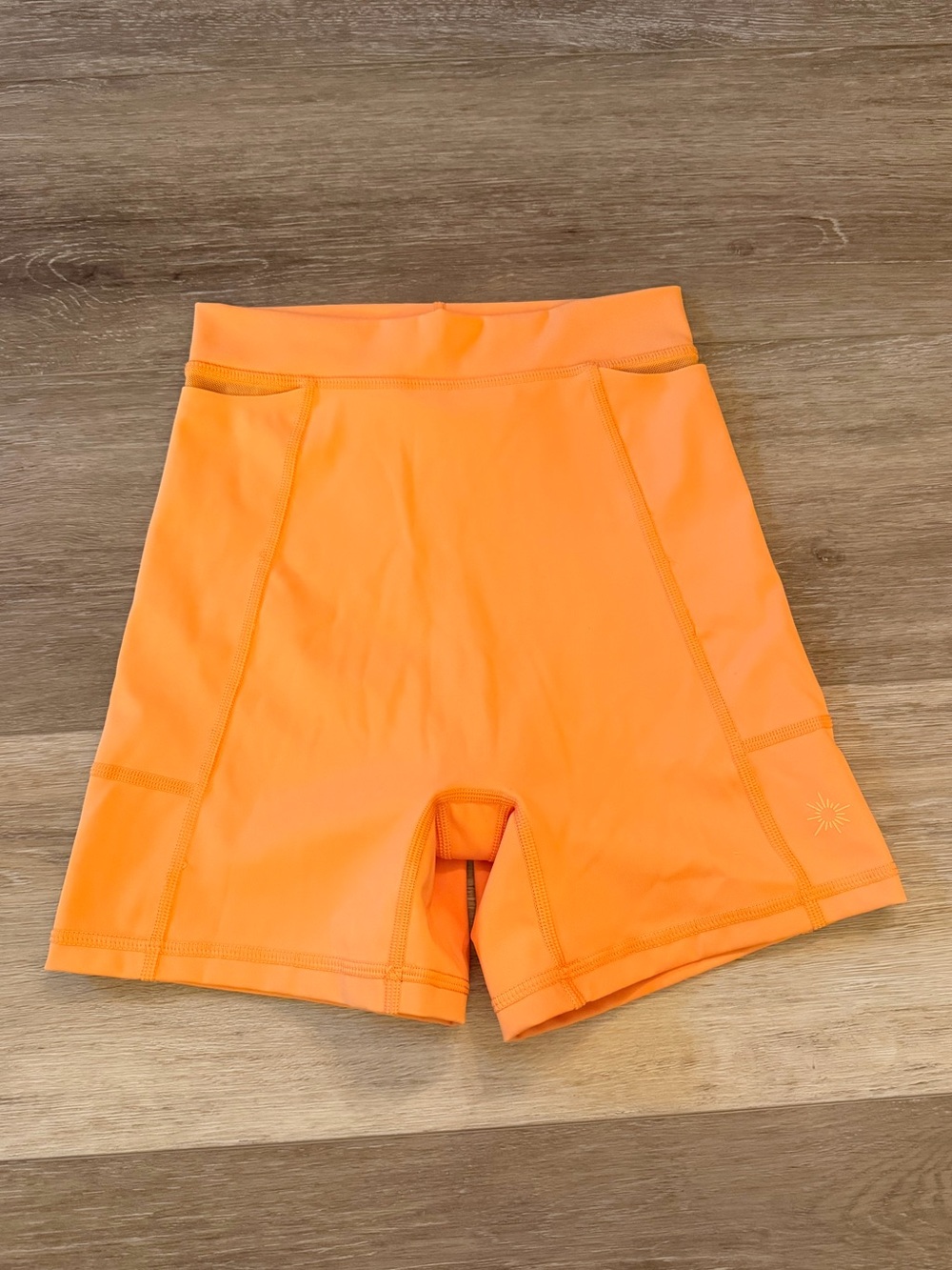 Aerie Offline High Waist Shorts in Orange - Size XS